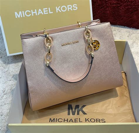 michael kors çanta.